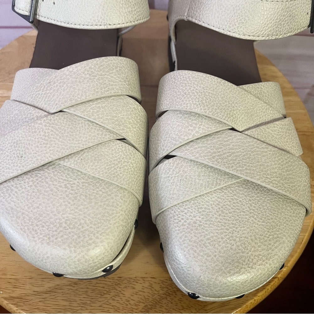 Yellow Box‎ Rethel Flatform Clogs Size 8.5 - Picture 4 of 9